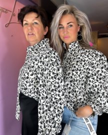 Blouse met print zwart-wit 2